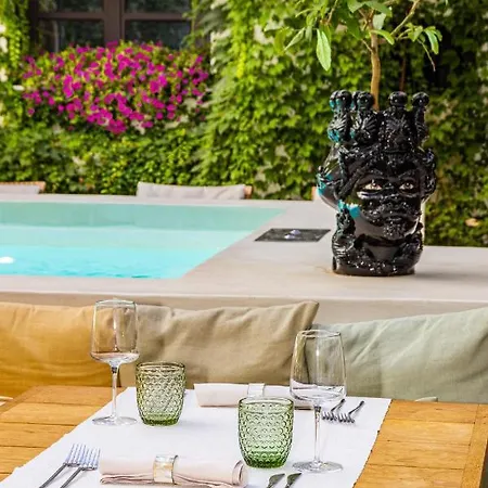 Casa Nostra Boutique & Hotel