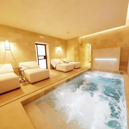 Casa Nostra Boutique &