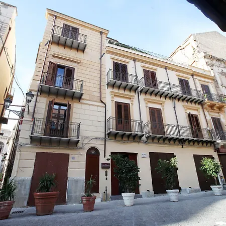 Hotel Casa Nostra Boutique & 3*