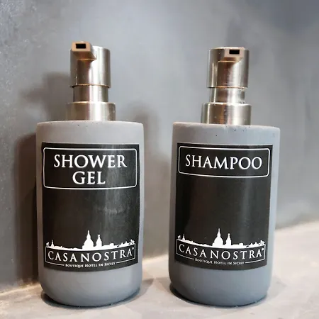 Casa Nostra Boutique & מלון 3*