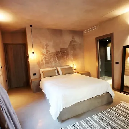 Casa Nostra Boutique &