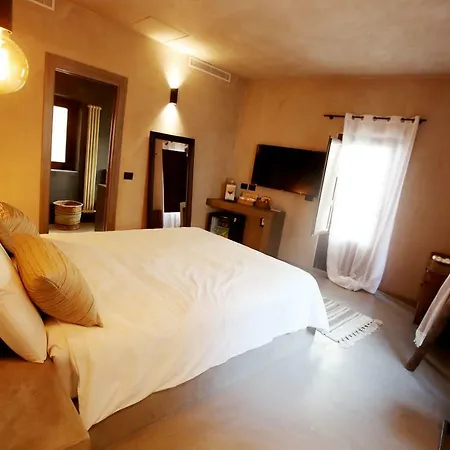 Casa Nostra Boutique & Ξενοδοχείο 3*