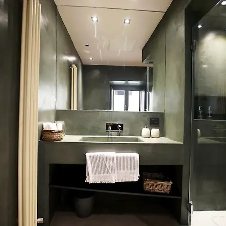 Casa Nostra Boutique & מלון