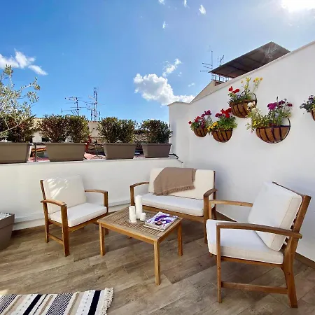 Casa Nostra Boutique & מלון 3*