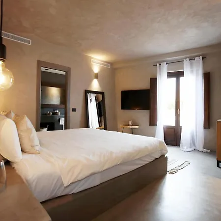 מלון Casa Nostra Boutique &