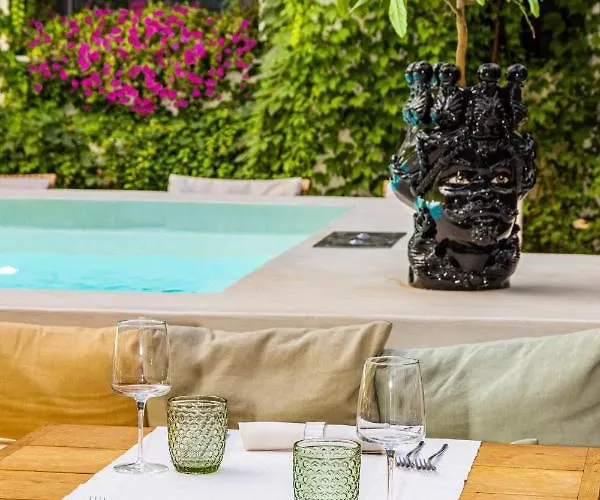 Casa Nostra Boutique & Hotel