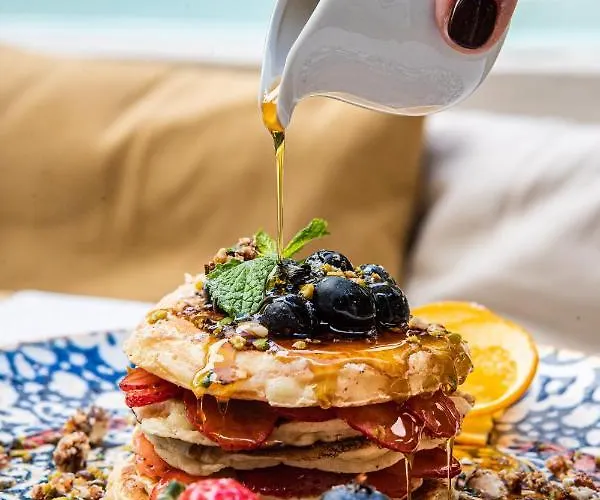 Casa Nostra Boutique & Hotel