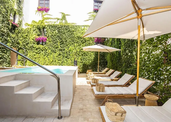 Hotel Casa Nostra Boutique &