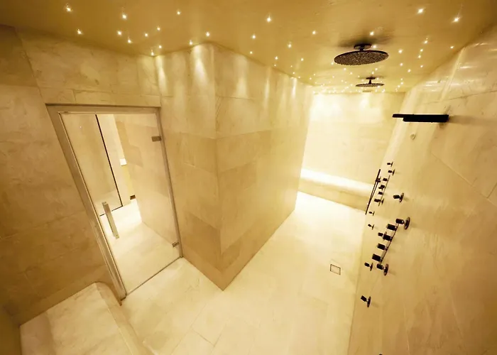 Hotel Casa Nostra Boutique & 3*