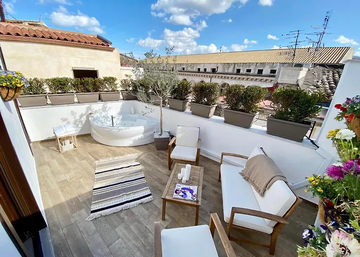 Casa Nostra Boutique & Hotel